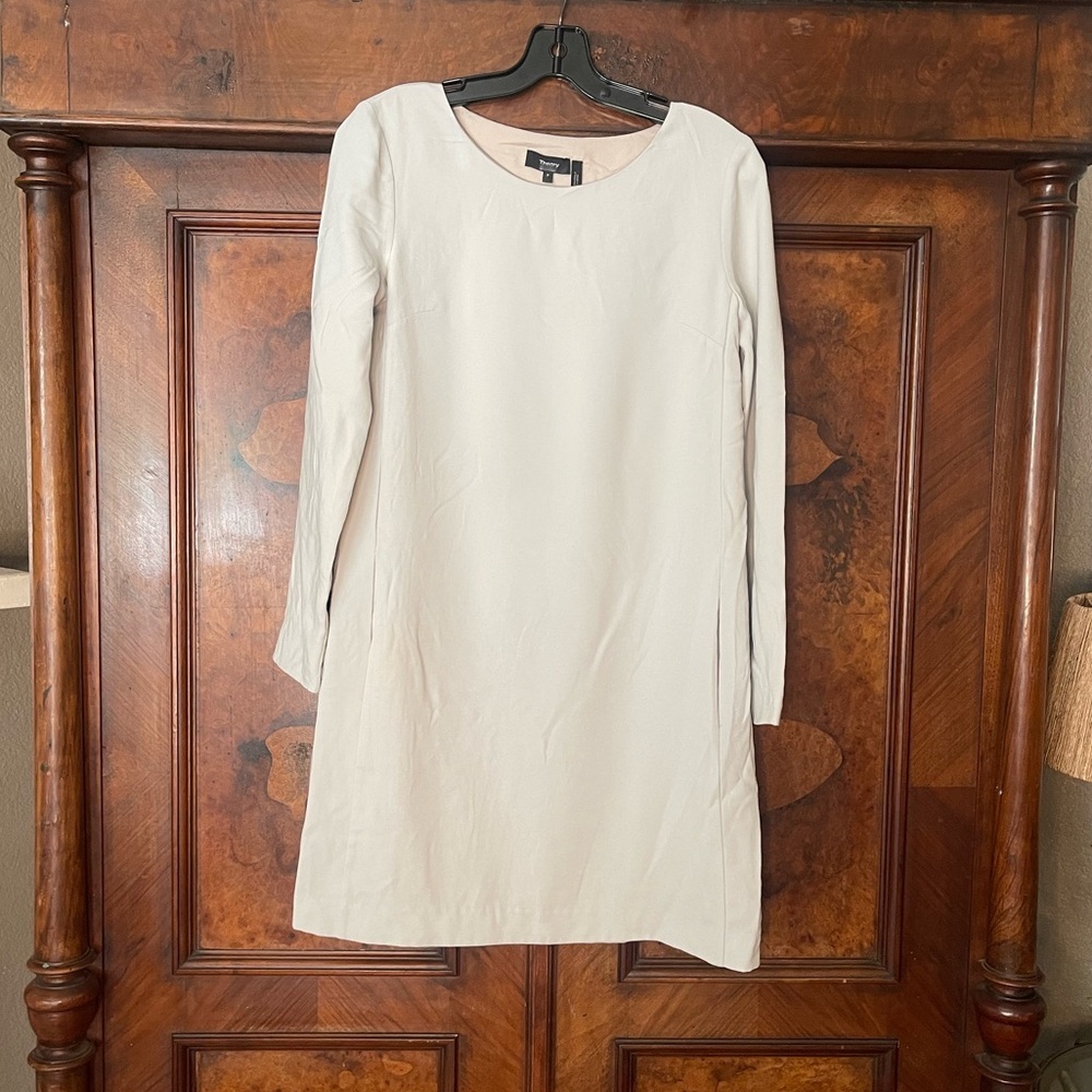 GUC Theory Long-Sleeved Panelled Shift Dress